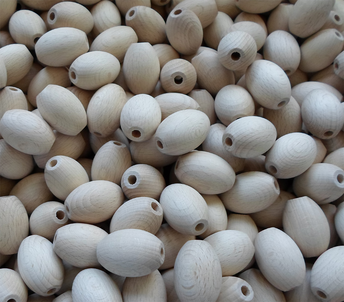 Holz-Oliven glatt, 32 mm lang, Buche