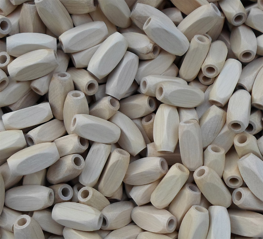 Fädelperle Vierkant, 20 mm lang, Hainbuche